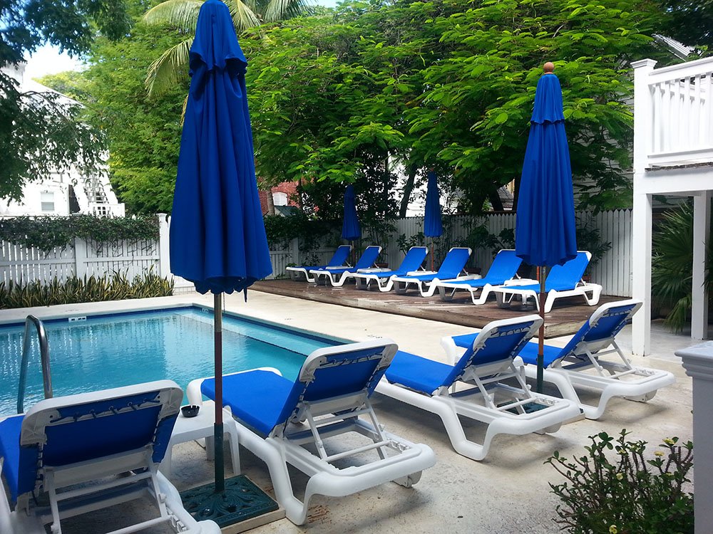 Casa 325 pool view
