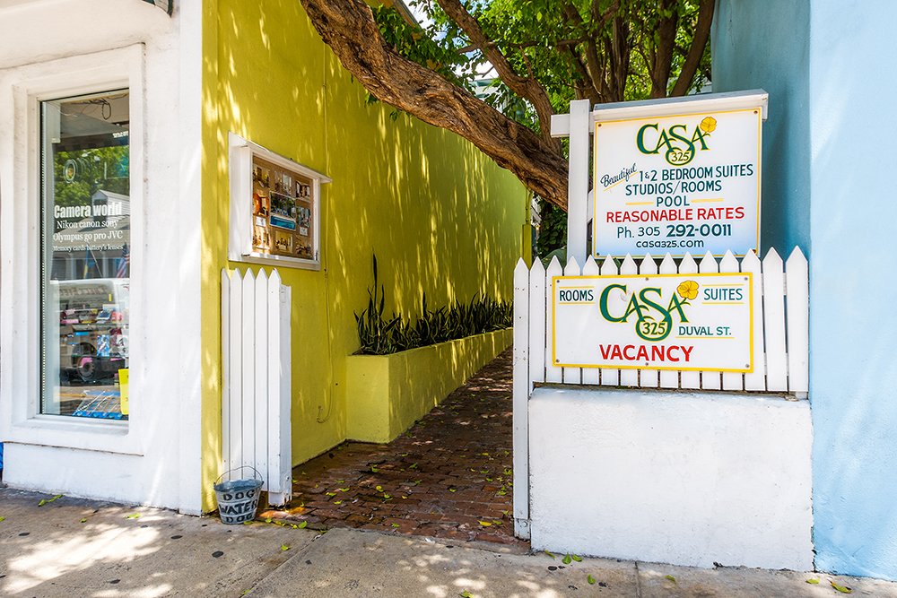 Casa 325 Entrance